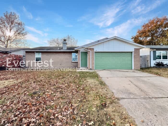 1756 South Pine Avenue – photo 1