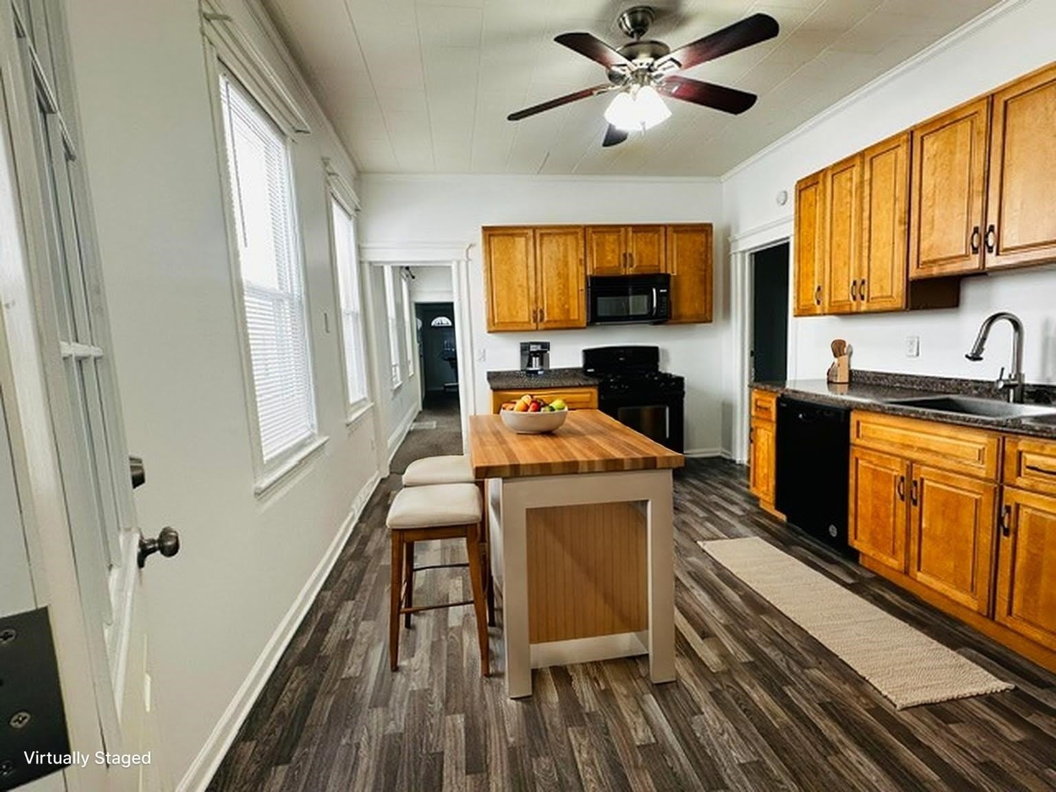 128 W 26TH ST – photo 1