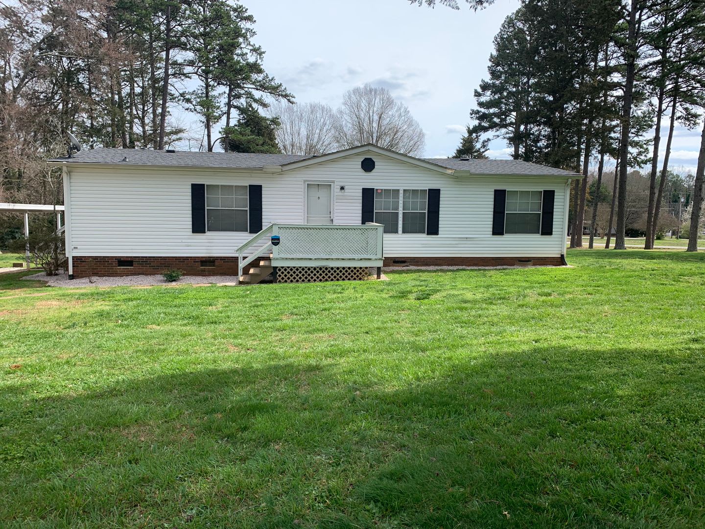 Spacious 3 Bed/2 Bath Home – photo 1