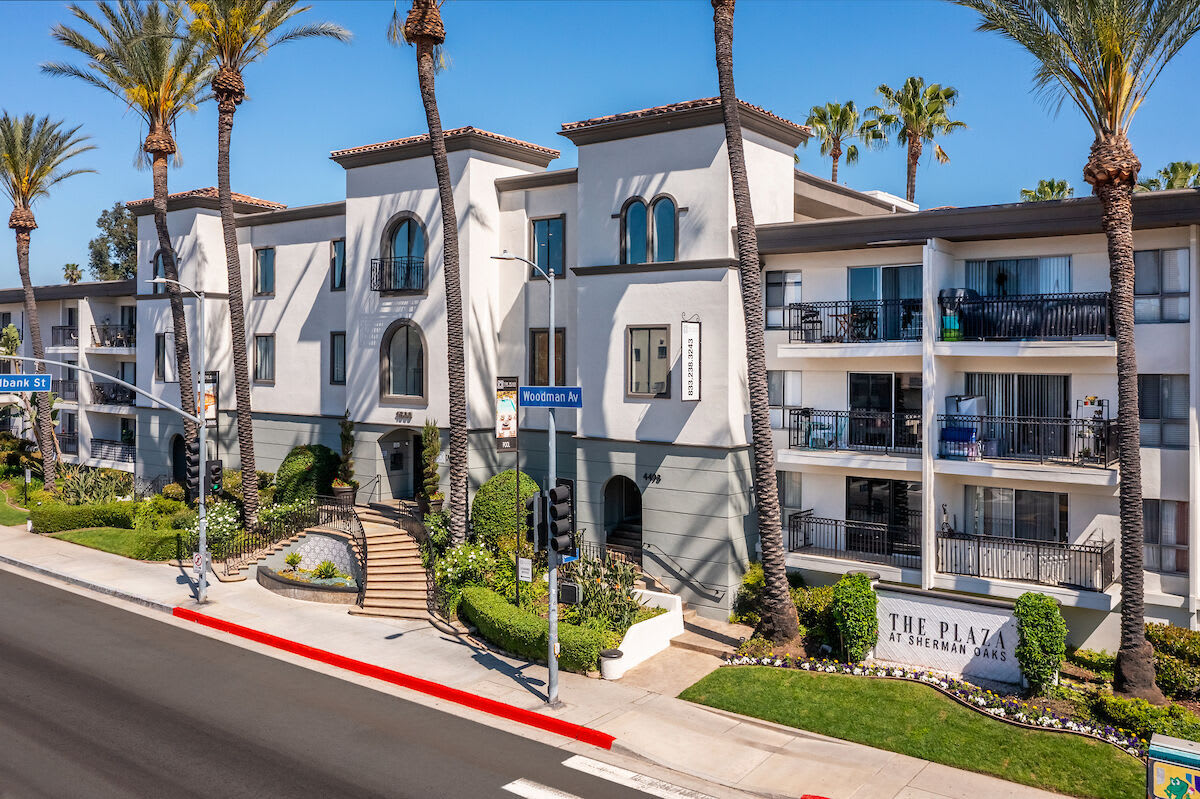 The Plaza at Sherman Oaks – photo 1