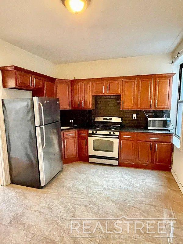 1215 Nostrand Avenue – photo 1