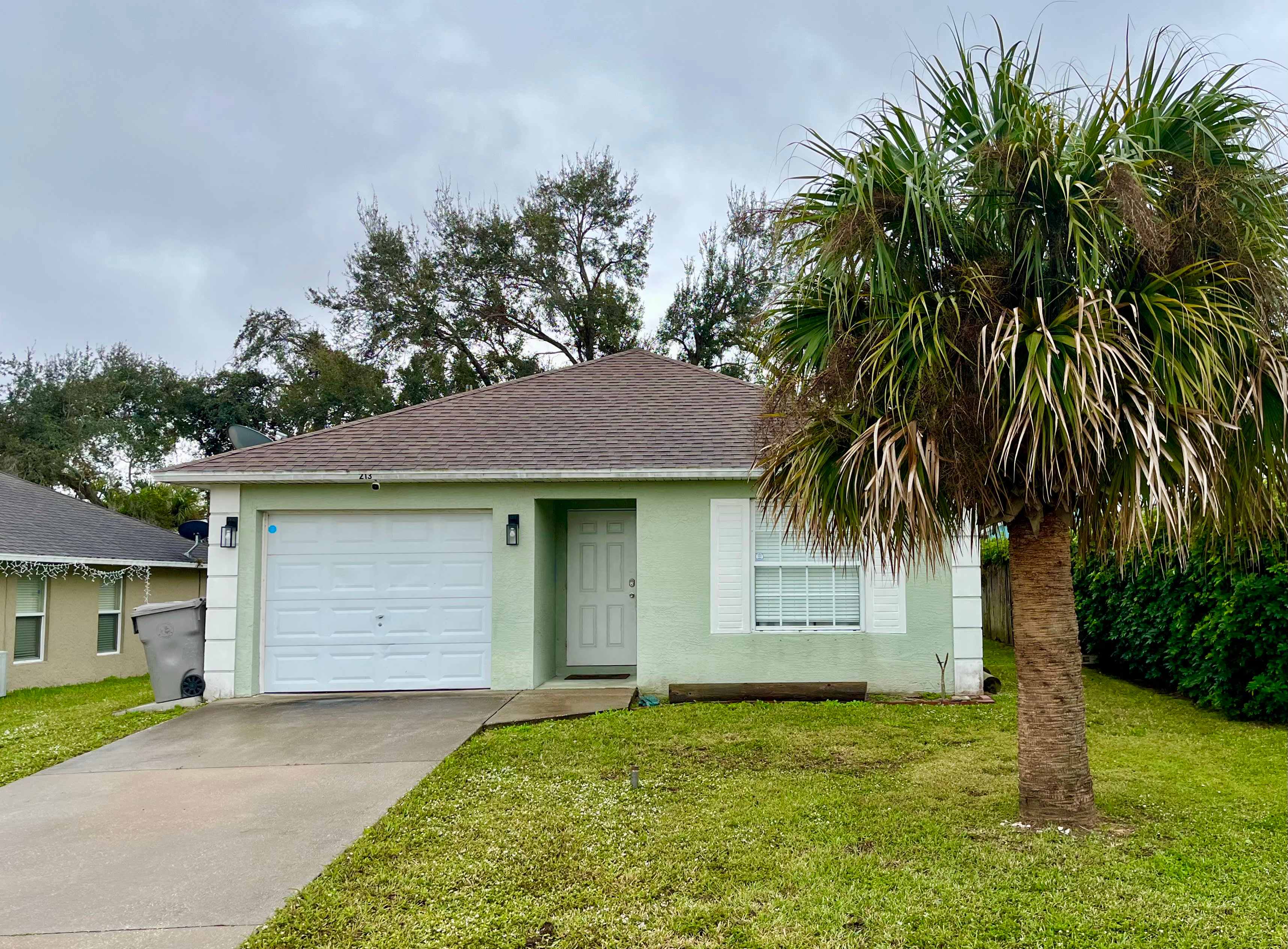 213 13th Street Southwest – photo 1