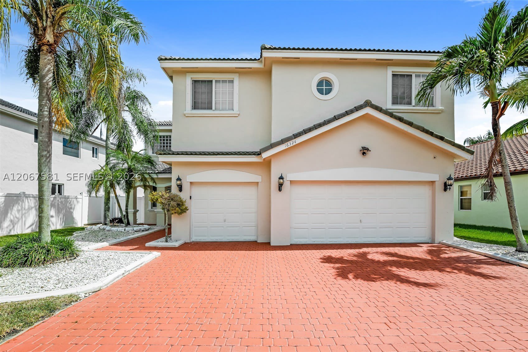 16324 SW 15th St – photo 1