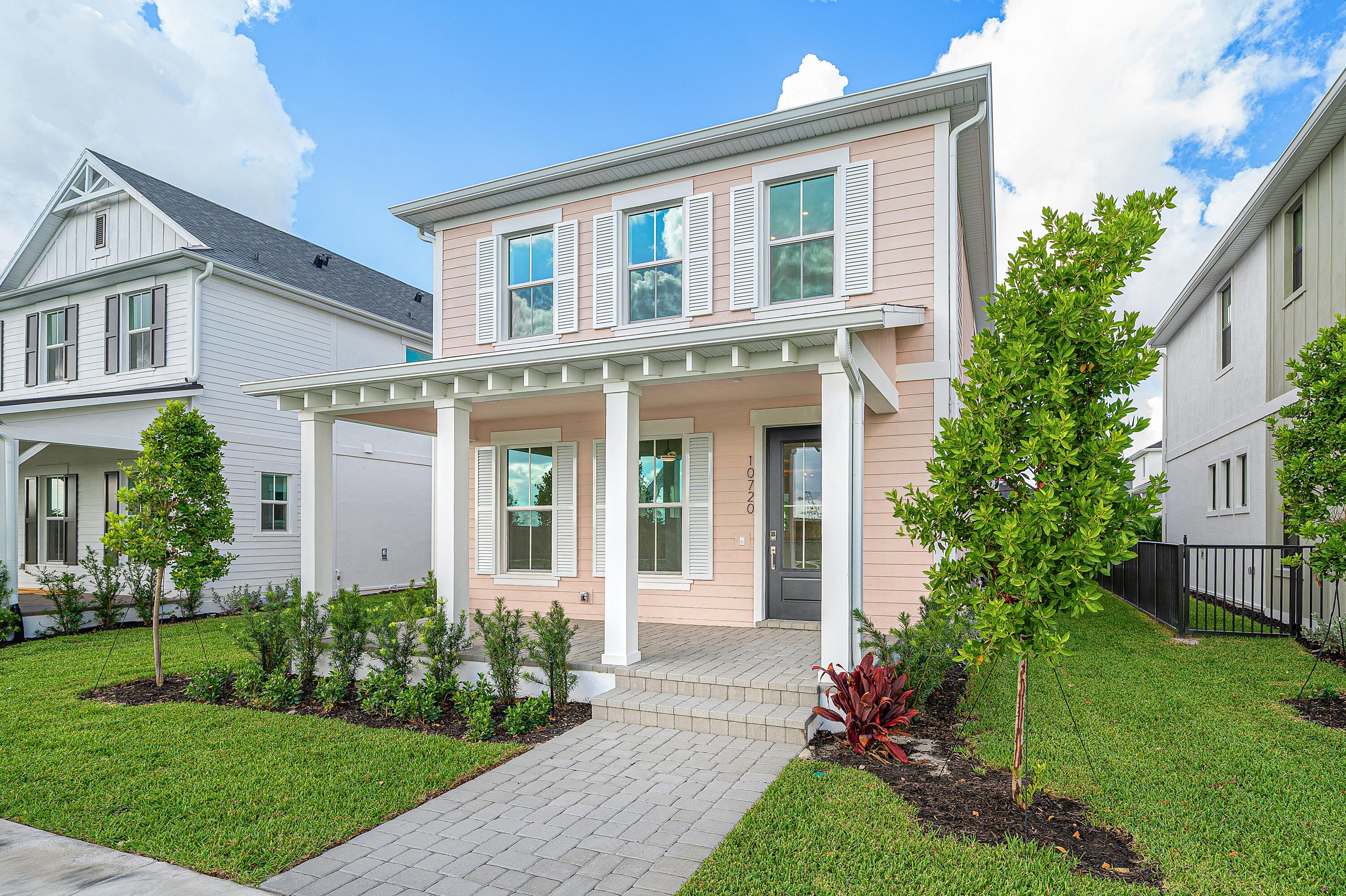 10720 SW Pioneer Parkway – photo 1