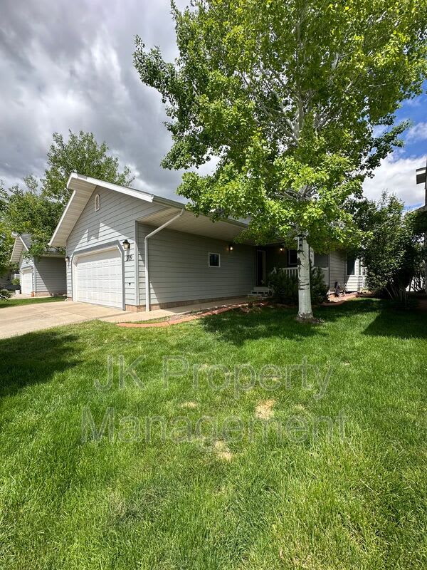 3209 Wild Rose Ln – photo 1