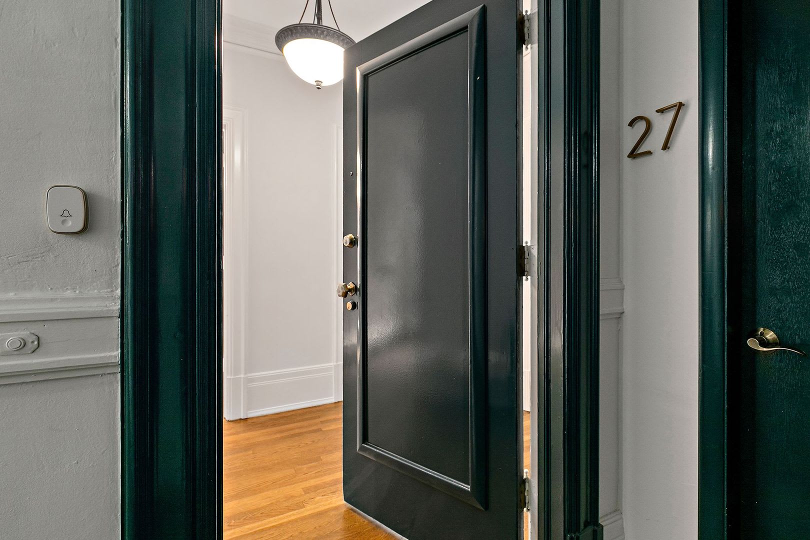 Historic Charm 2 Bed 1 Bath Condo on First Hill – photo 1