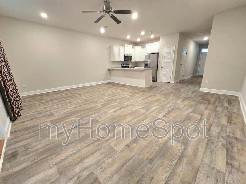 6012 Royal Port Ct – photo 1 of 19