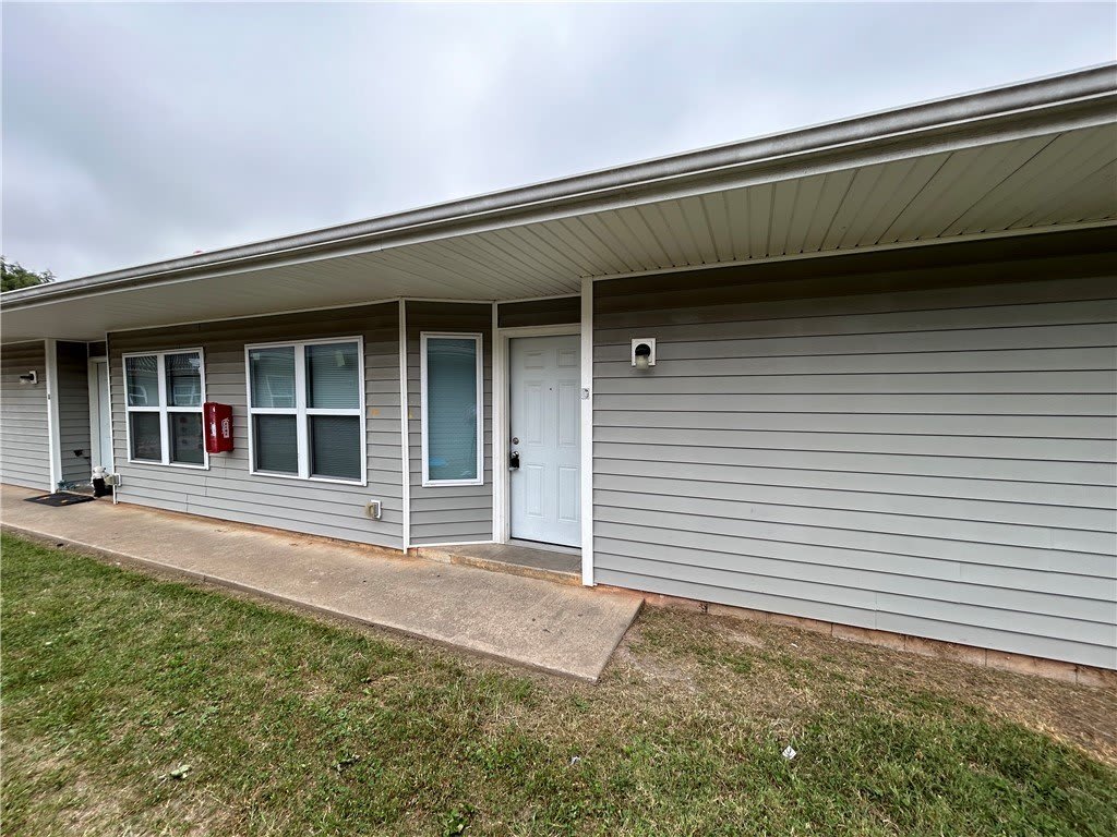 407 Park Street – photo 1 of 211