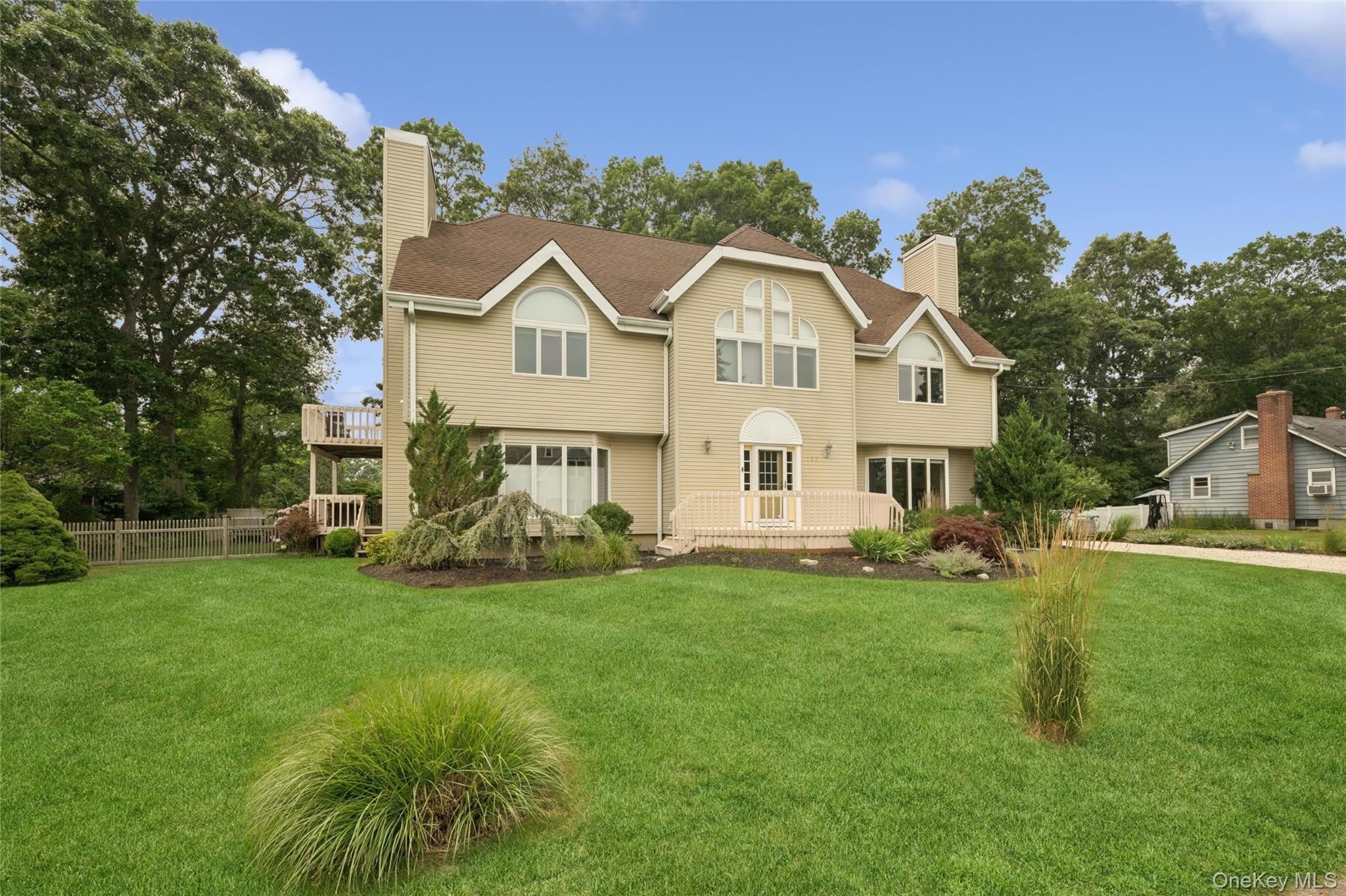 185 Inlet Lane – photo 1 of 37