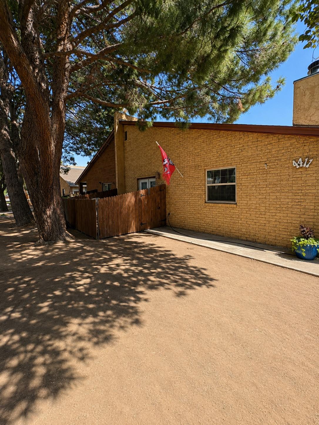 4411 Fairgate Drive – photo 1