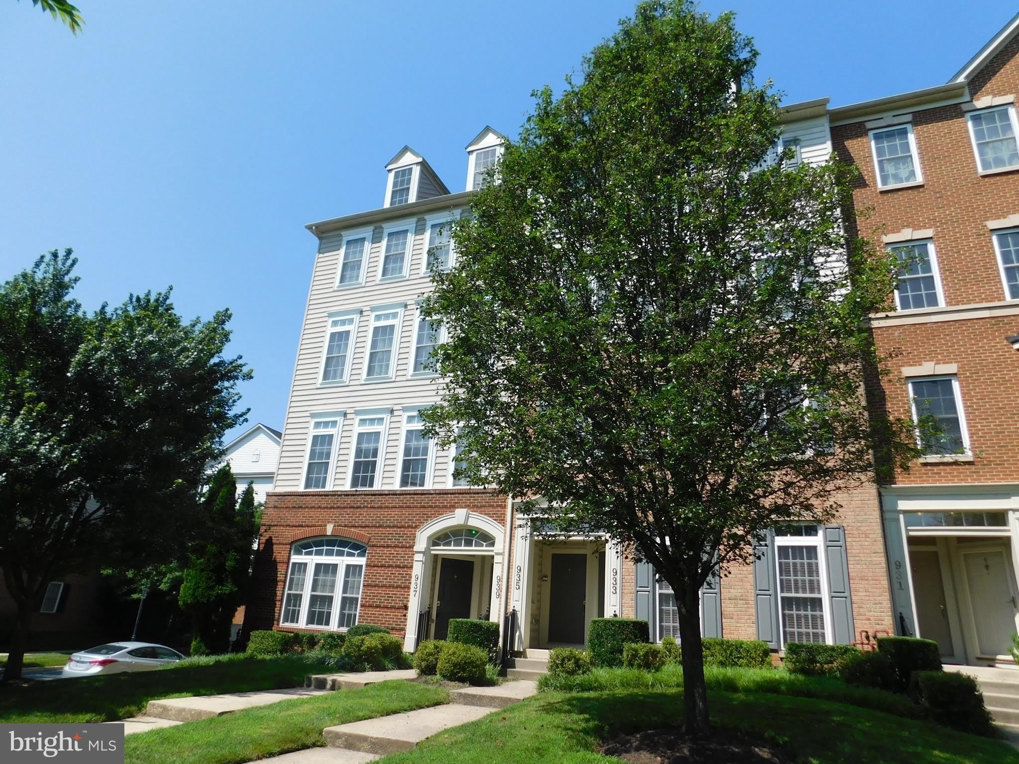 937 Hidden Marsh Street – photo 1