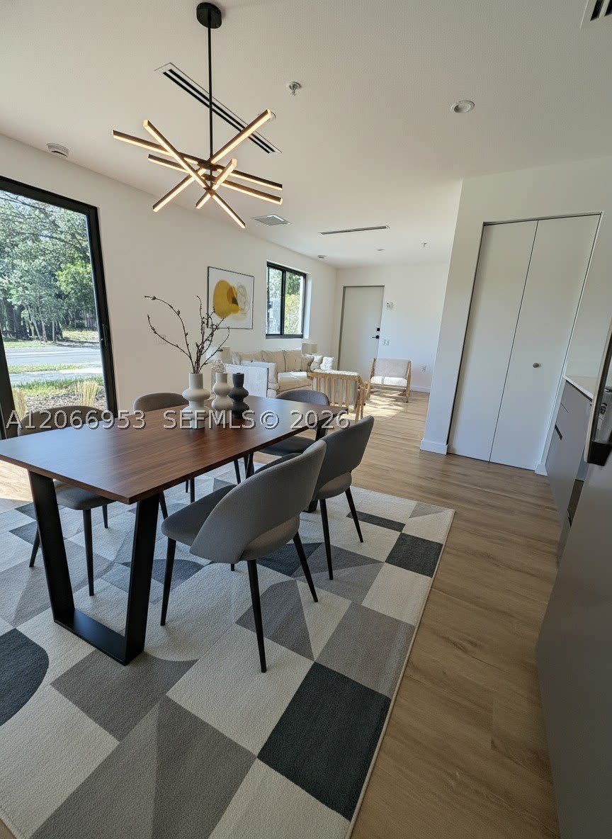 85 NE 55th St – photo 1