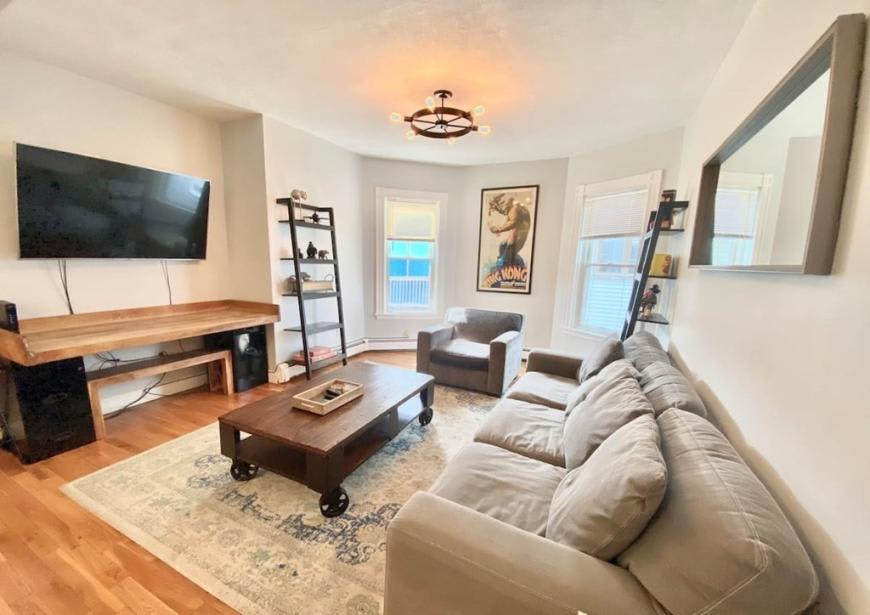 81 Sydney St. – photo 1