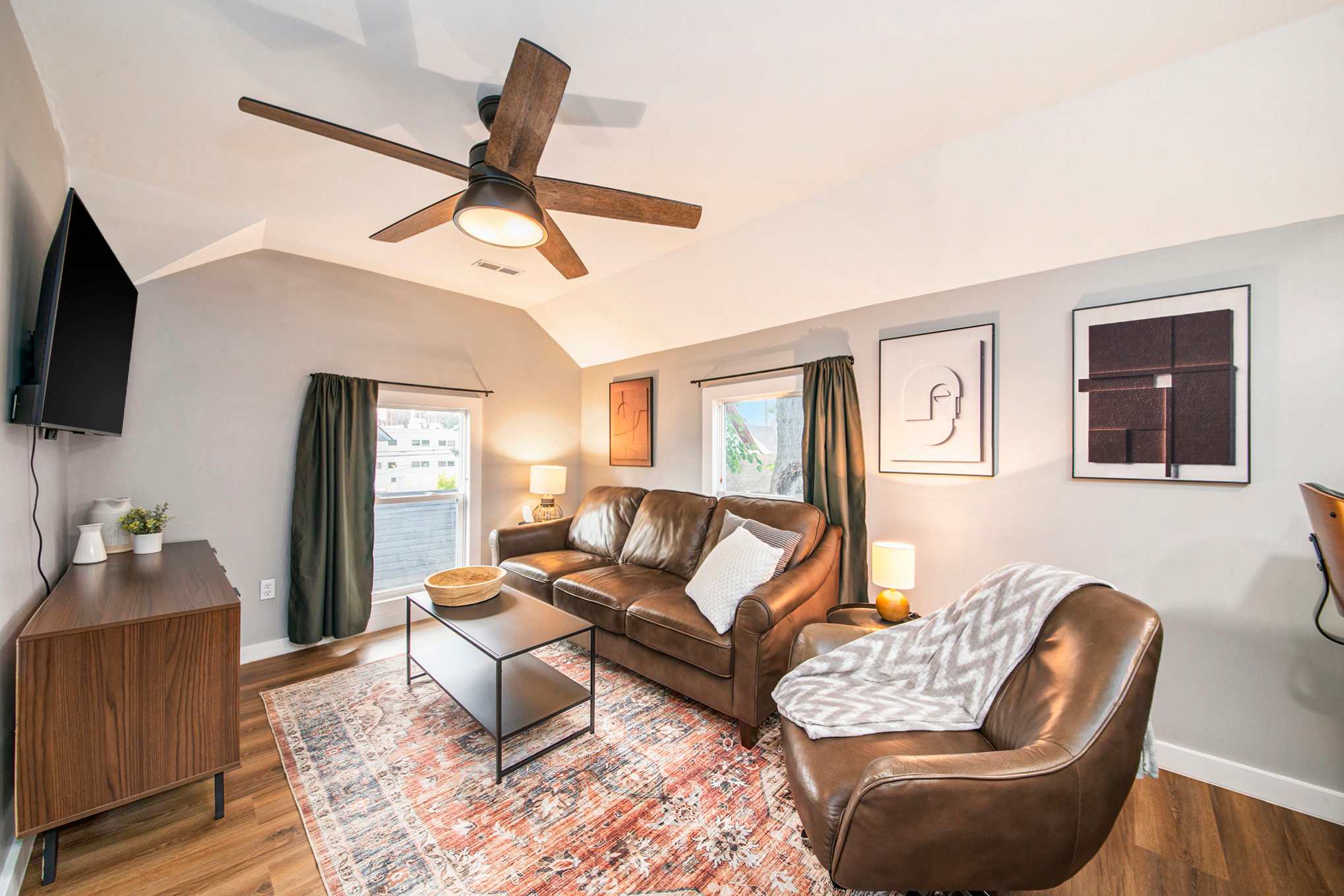 415 6Th St Nw – photo 1 of 214