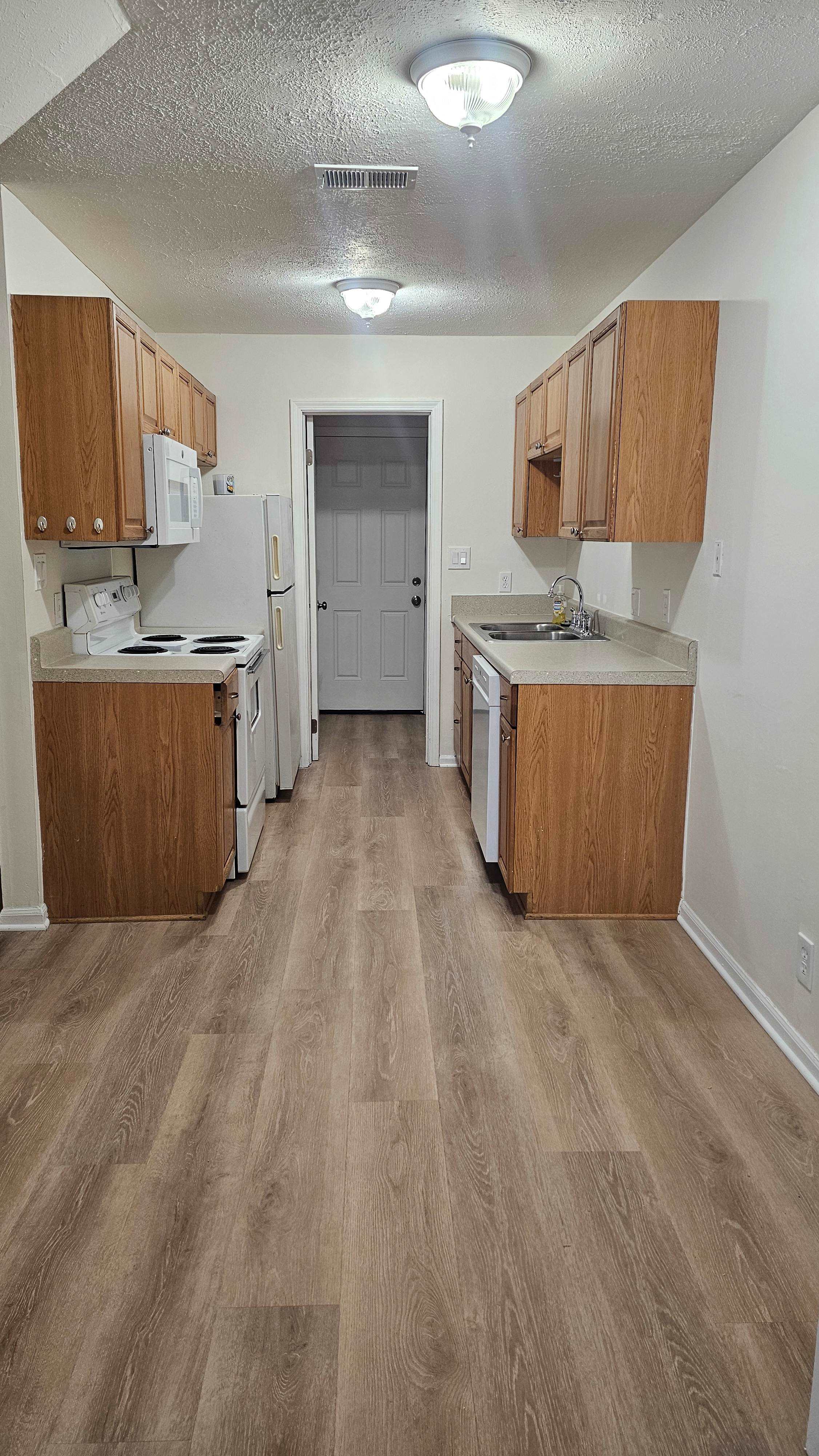 209 Cedar Street – photo 1