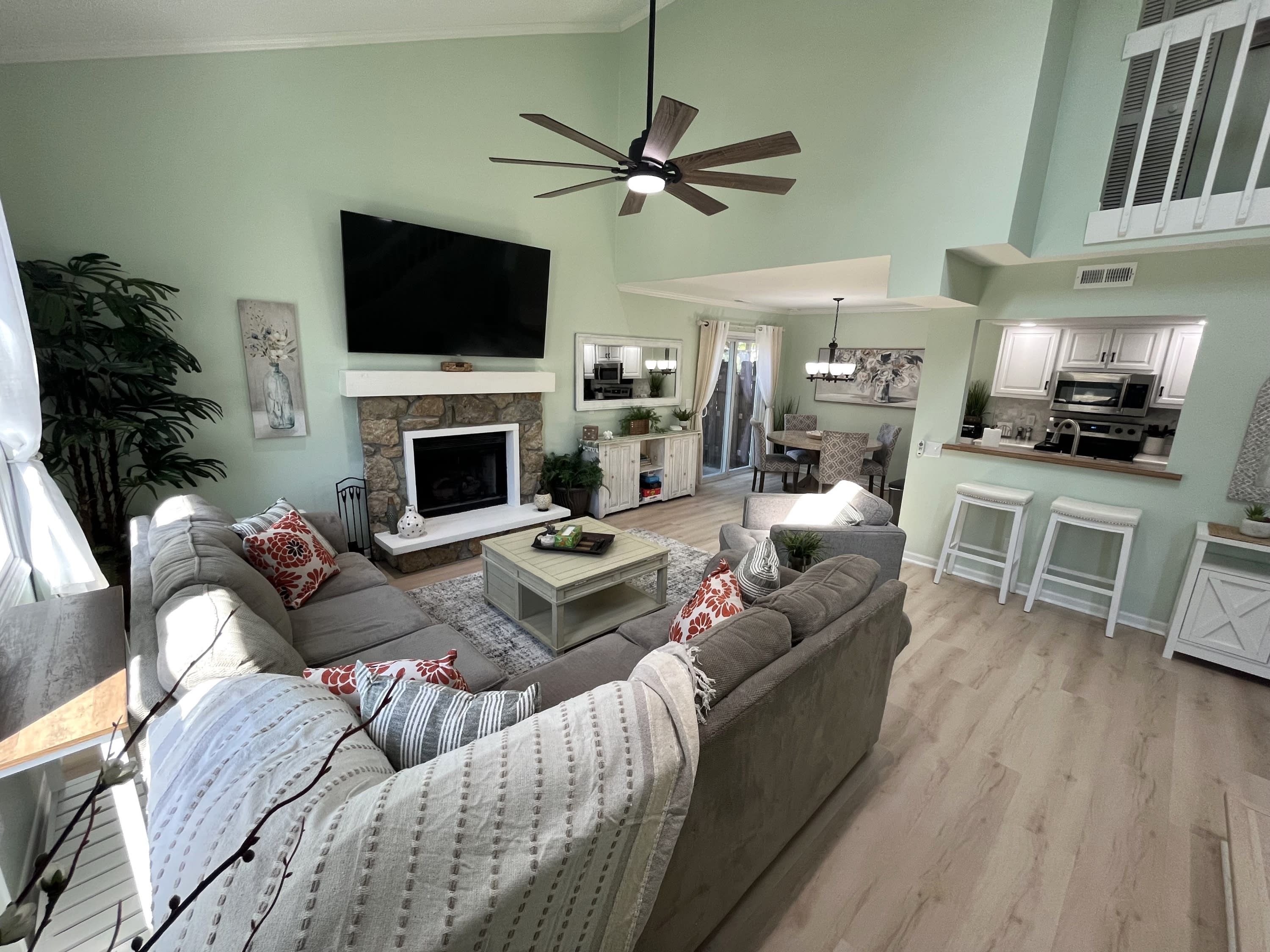 6220 Crofton Drive – photo 1