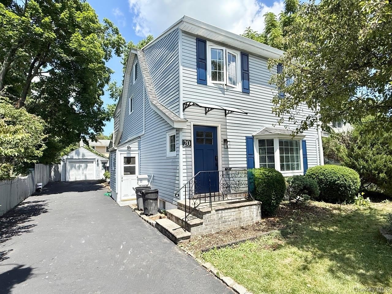 20 Baylis Place – photo 1 of 17