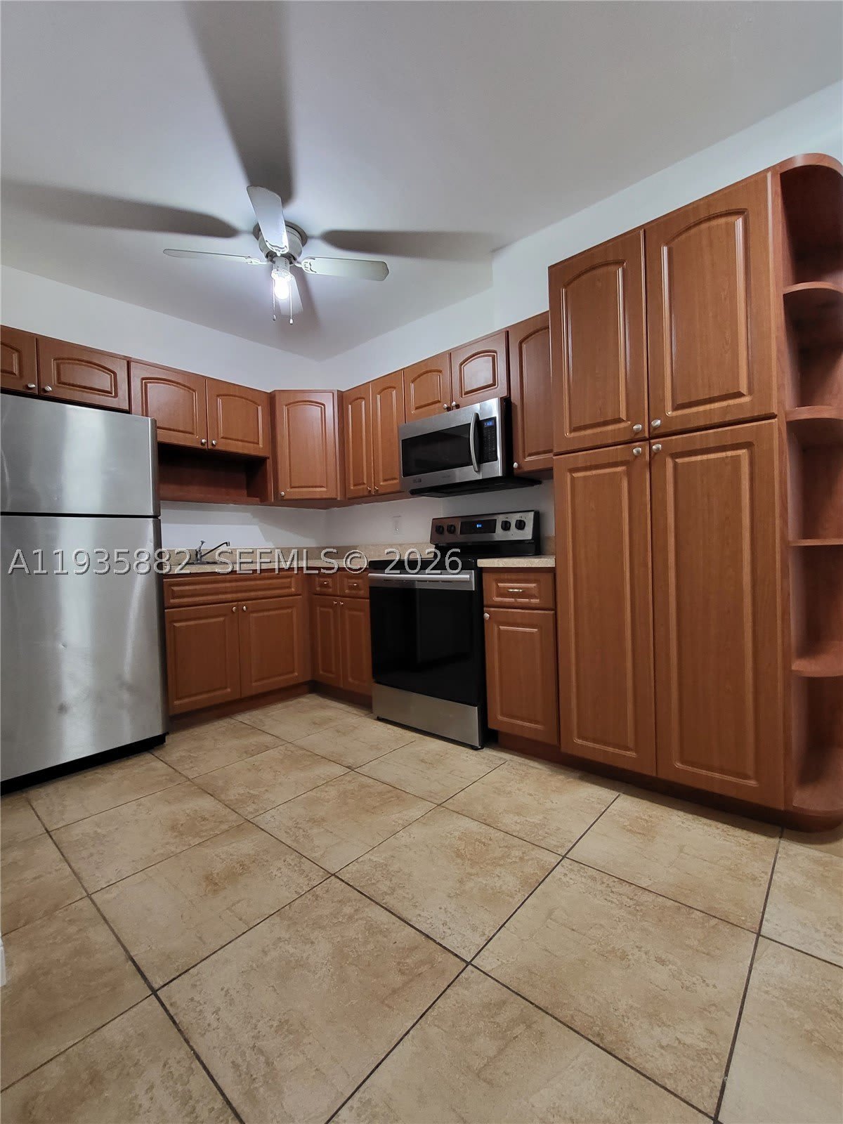 3503 SW 24th St – photo 1