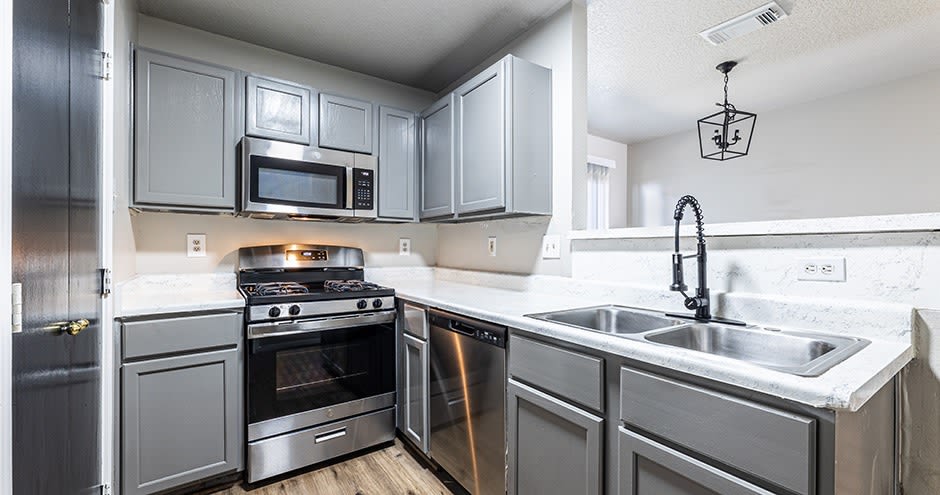 Villas on 517 Apartments – photo 1 of 32