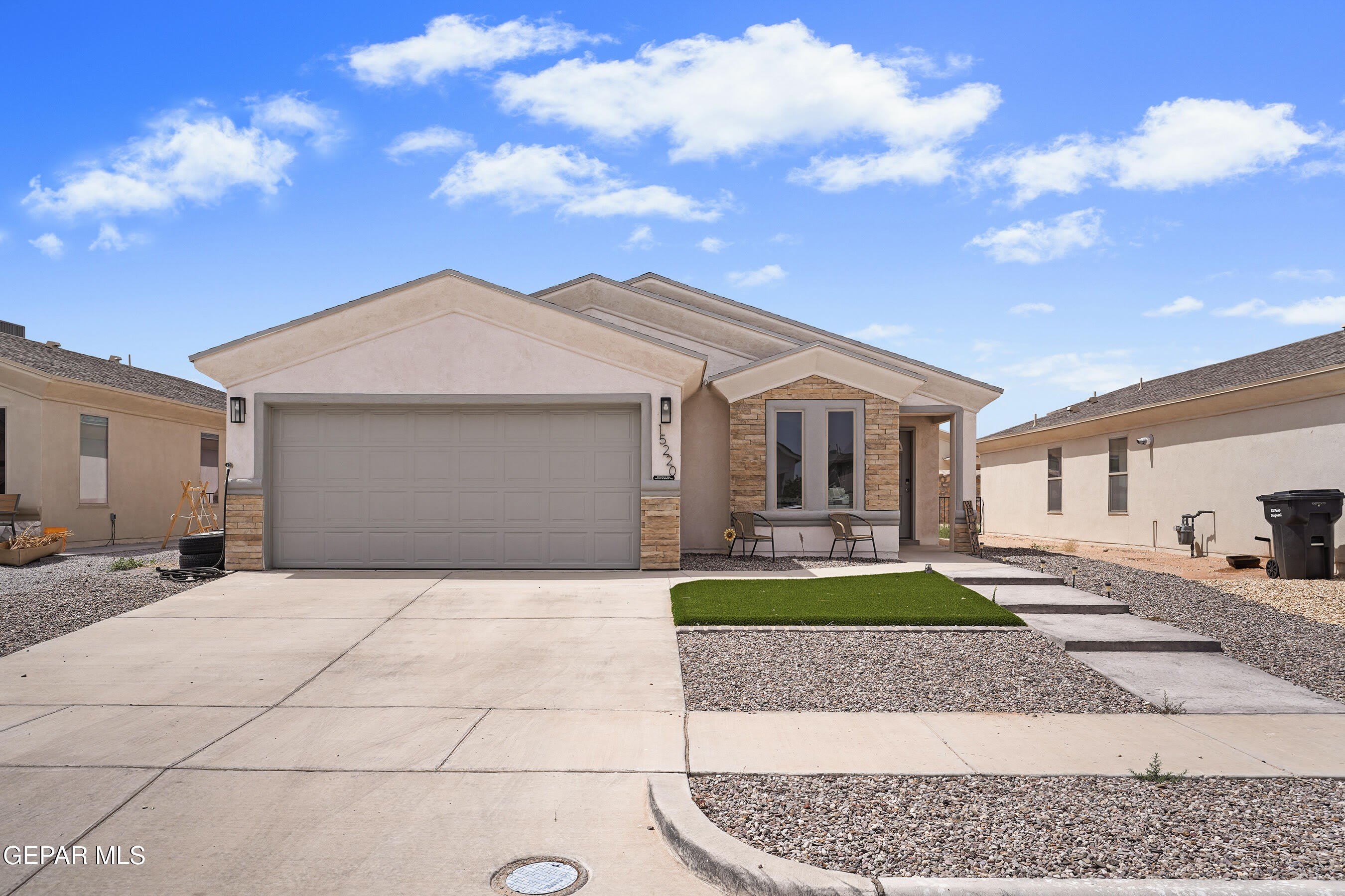 15220 Apex Court – photo 1