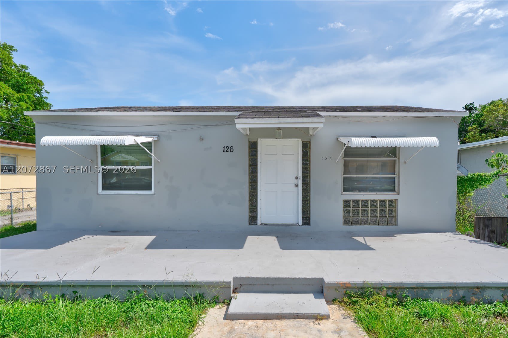 126 SE 4th St – photo 1