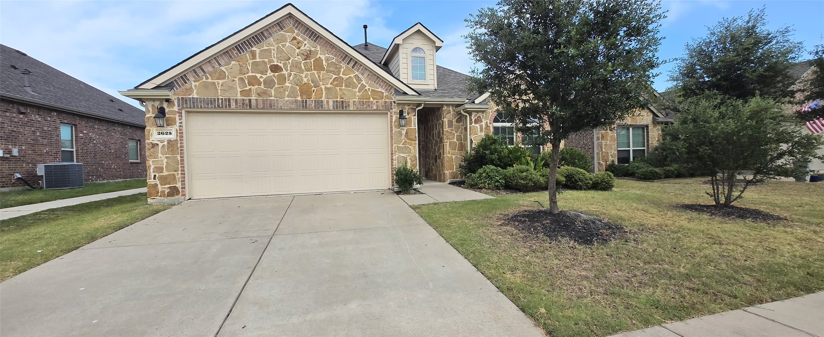 2625 Hillrich Drive – photo 1