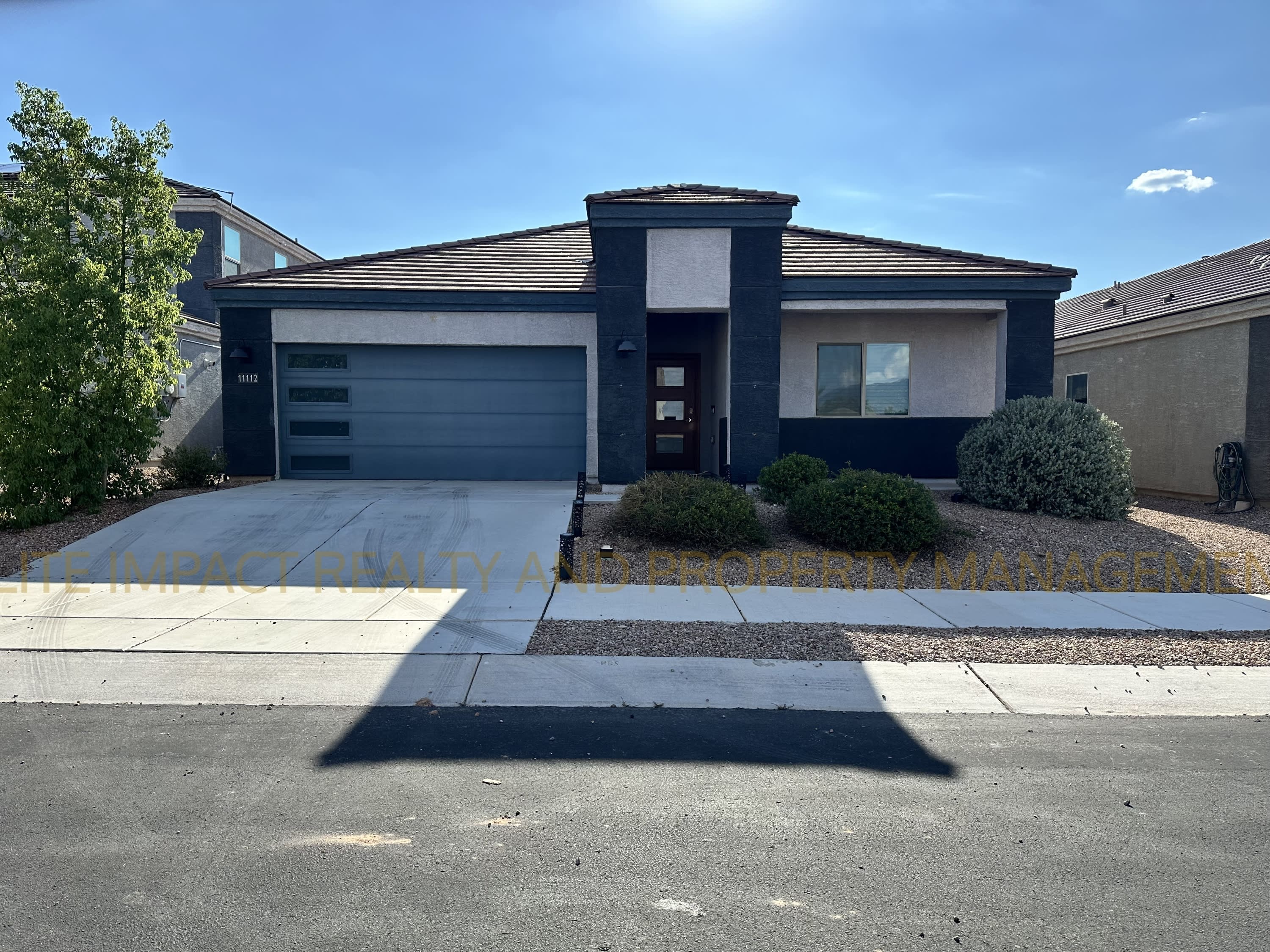 11112 South Weismann Drive – photo 1 of 277