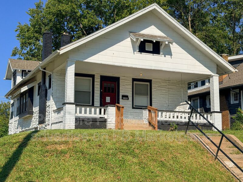 2400 N 12Th St – photo 1 of 267
