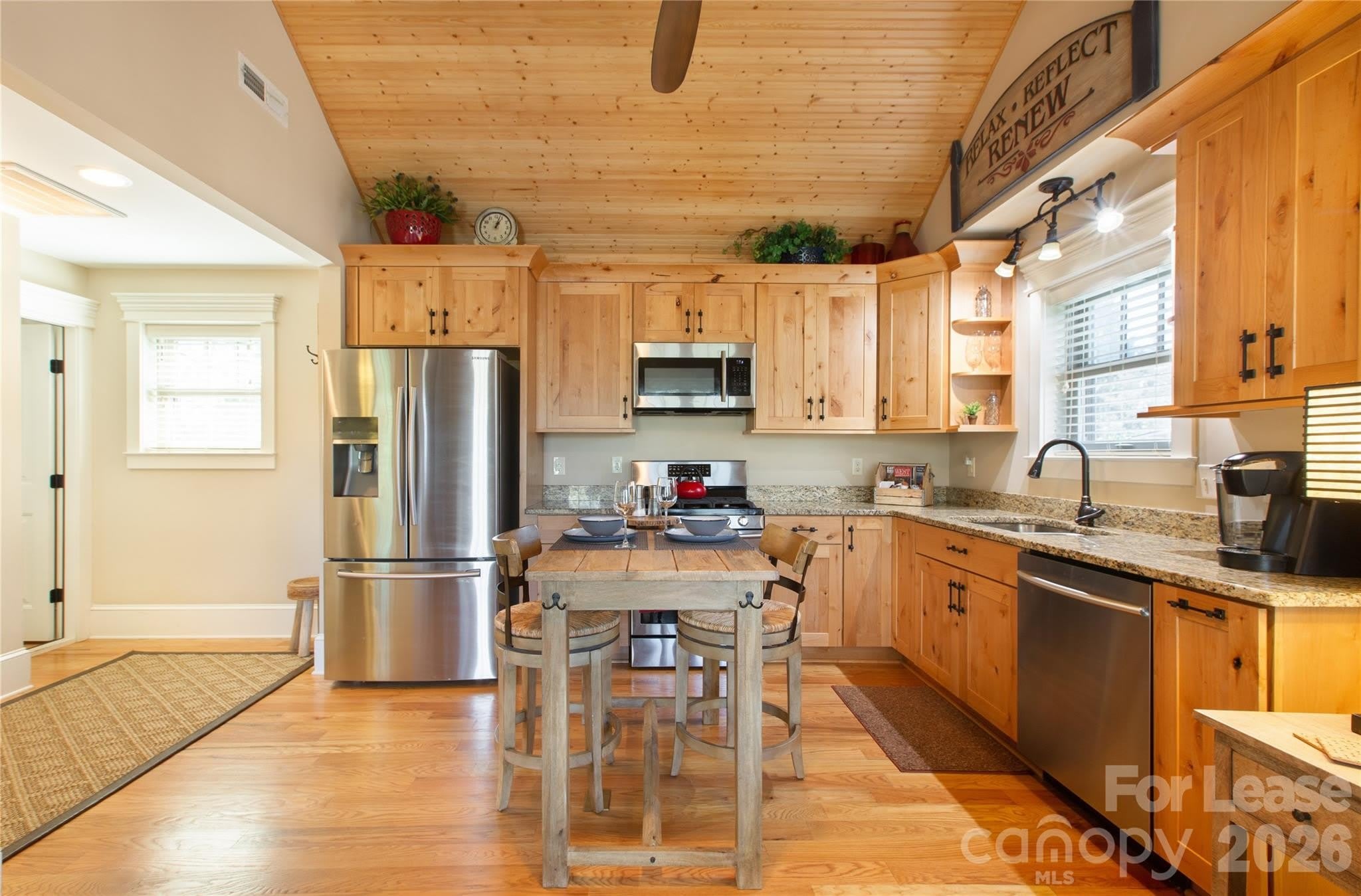 41 Mildred Avenue – photo 1