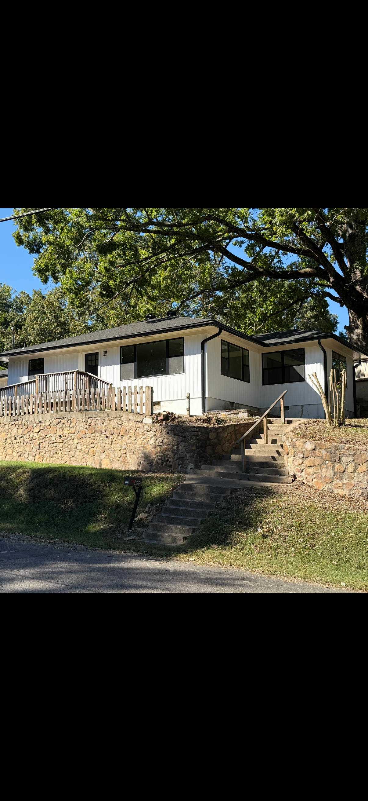 112 Poplar St – photo 1