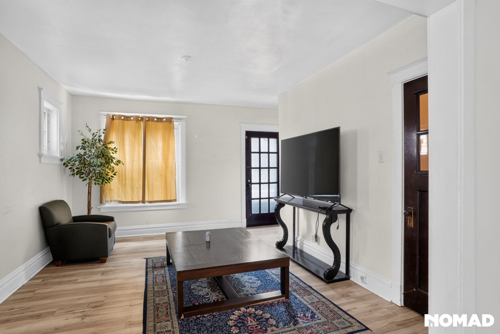 Spacious 1BR Condo in Saint Louis – photo 1