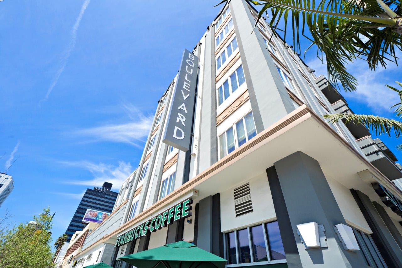 Boulevard on Wilshire – photo 1