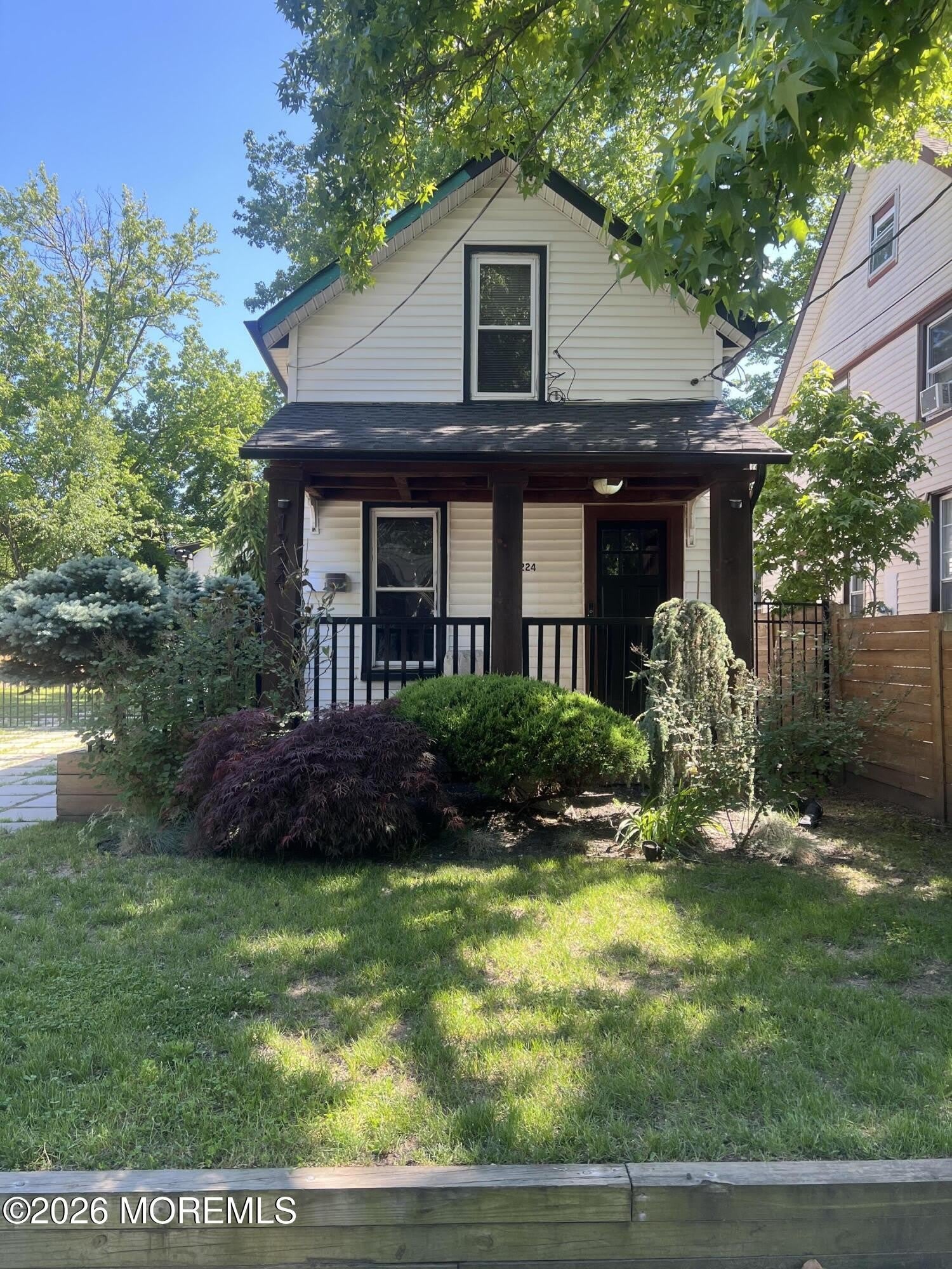 1224 Washington Avenue – photo 1