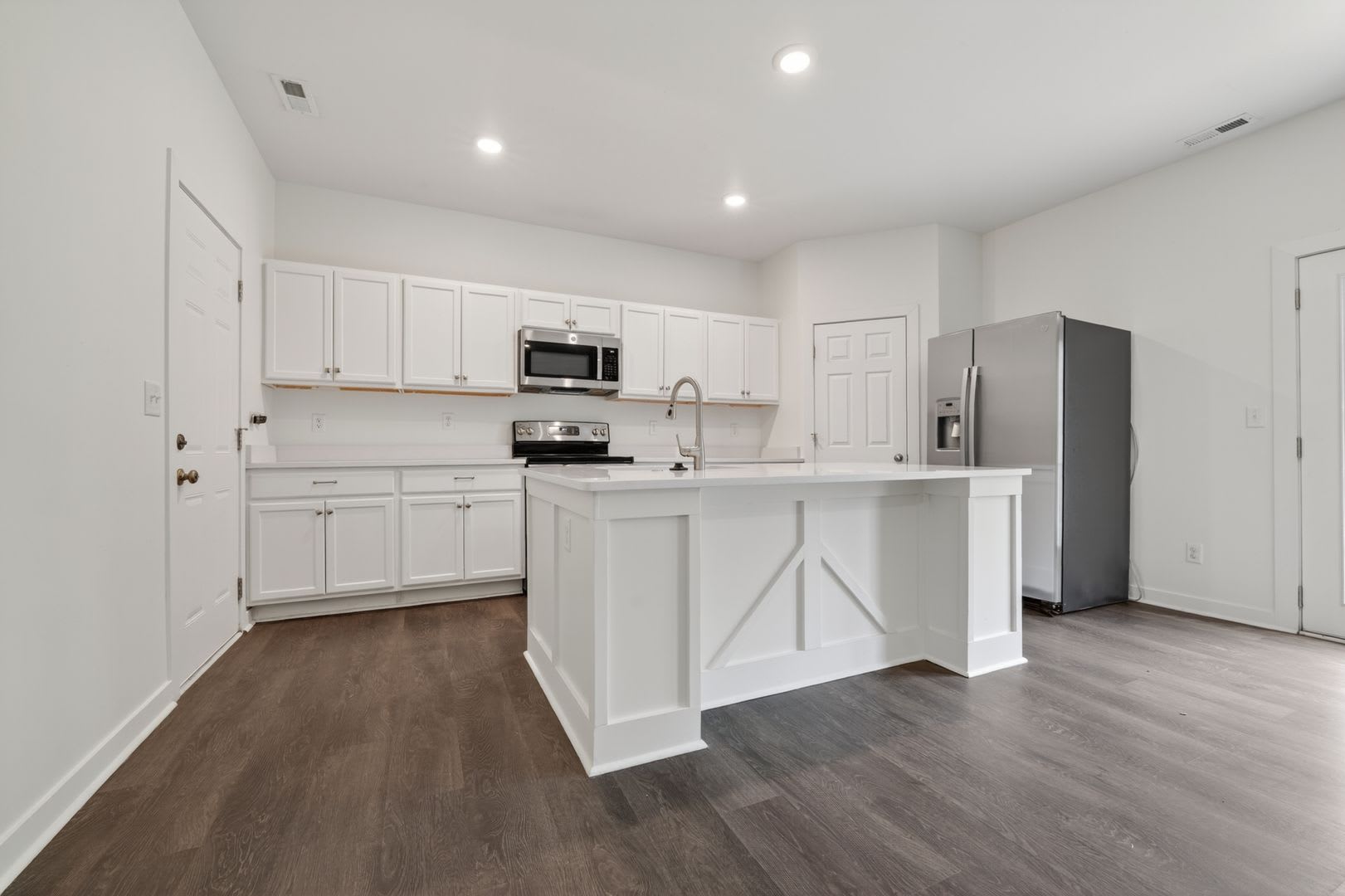 225-229 W 3rd St – photo 1 of 20