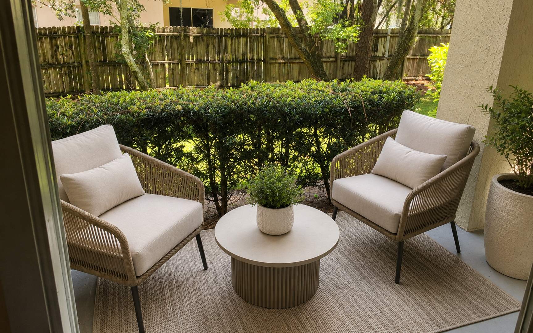 For Rent Beautiful 2/2 First Floor Condo at the Crest close to UCF and Valencia College!!! – photo 1