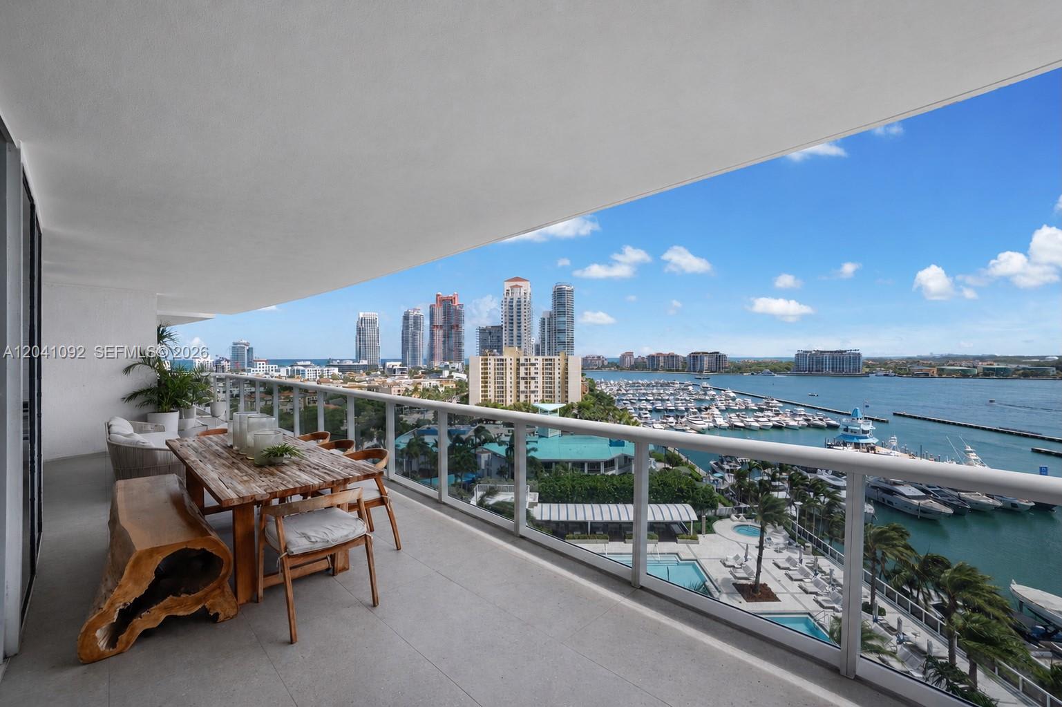 400 Alton Road – photo 1