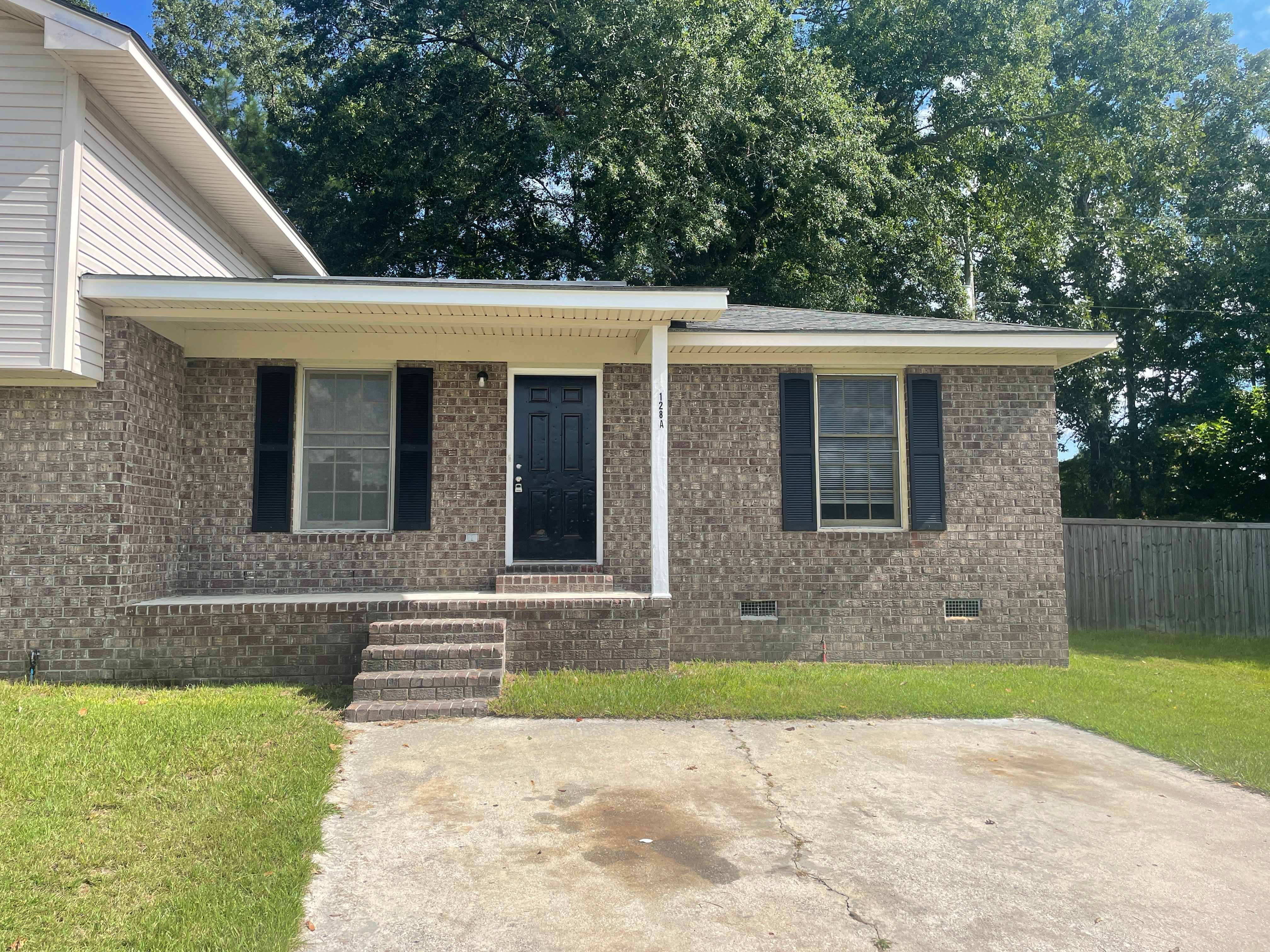 128A Braly Dr – photo 1 of 8