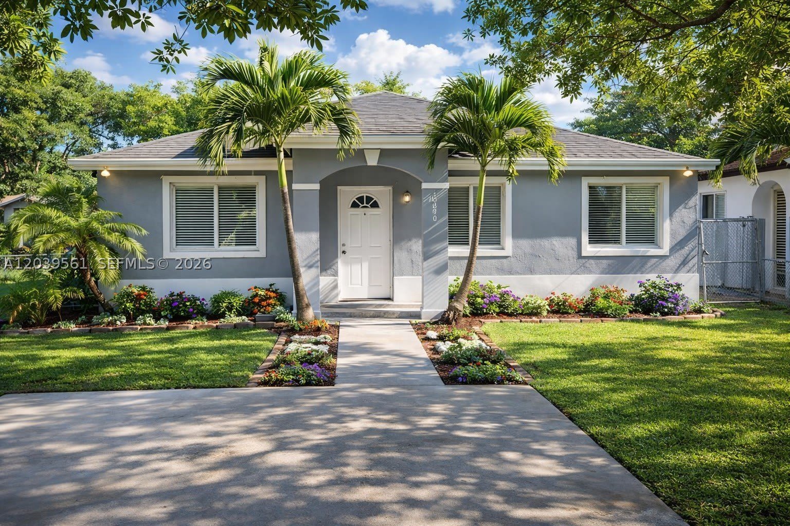 10250 SW 173rd Ter – photo 1 of 19