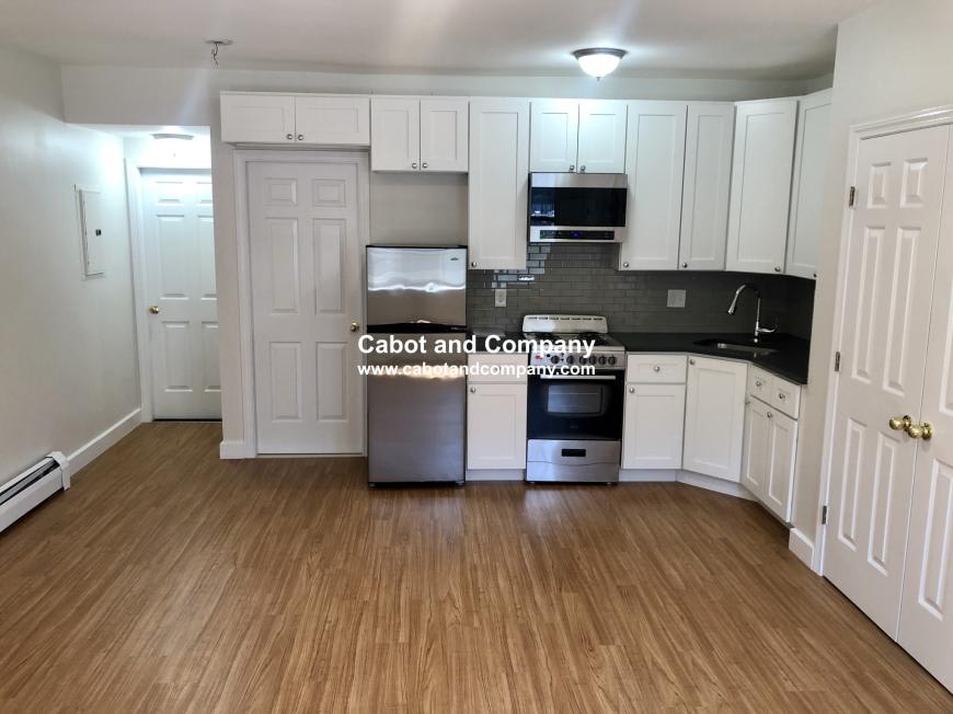 614 Massachusetts Ave. – photo 1