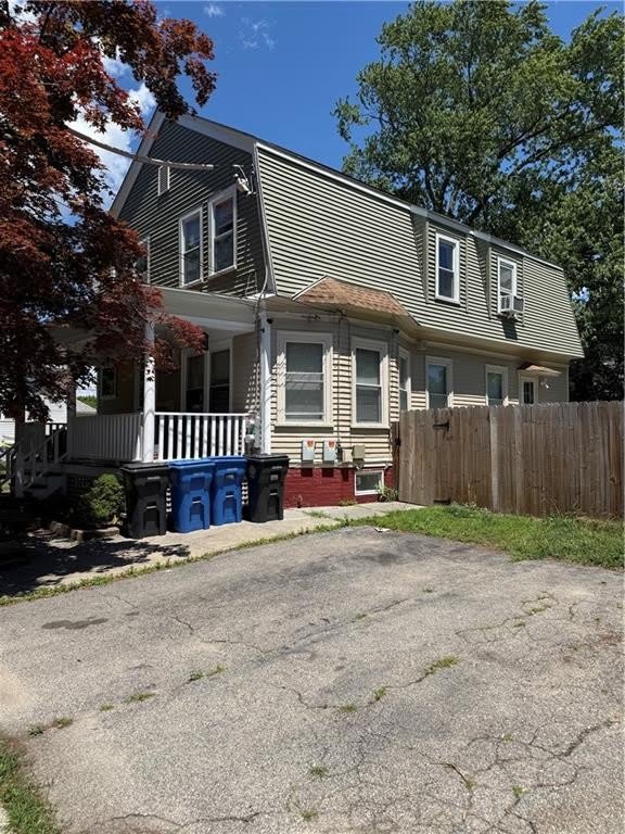 77 Princess Avenue – photo 1 of 7