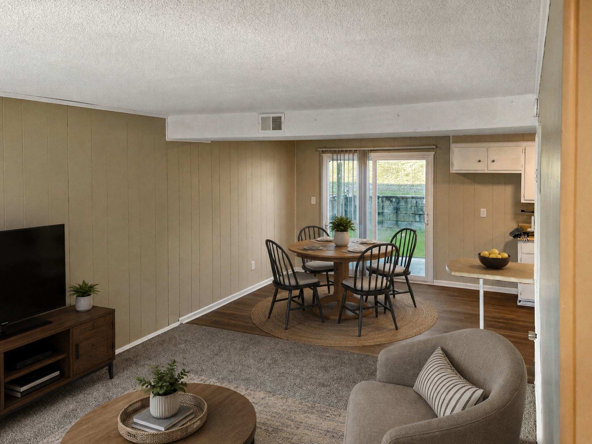 Peach Tree Townhomes – photo 1