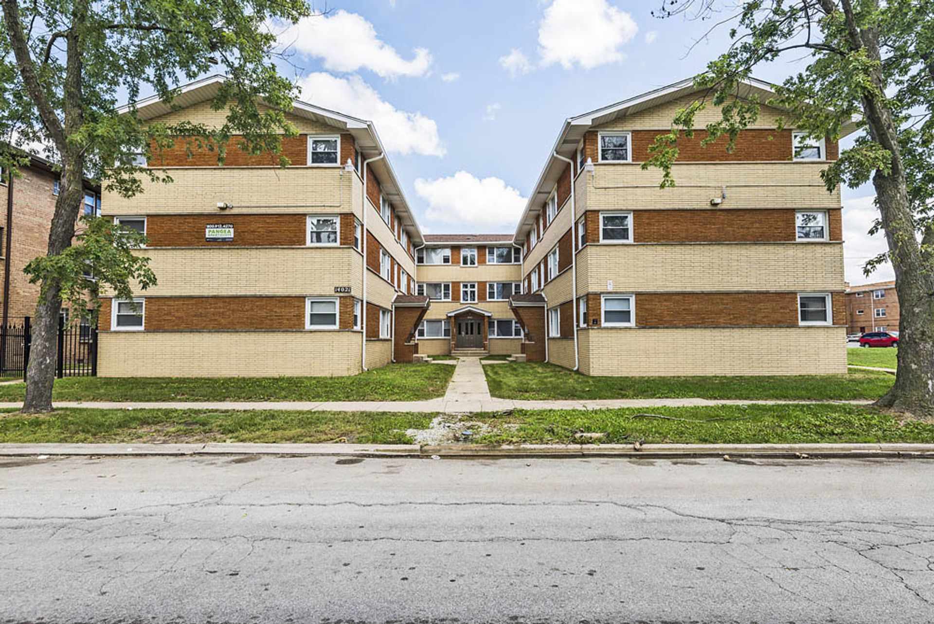 14021 S Tracy Ave – photo 1 of 25
