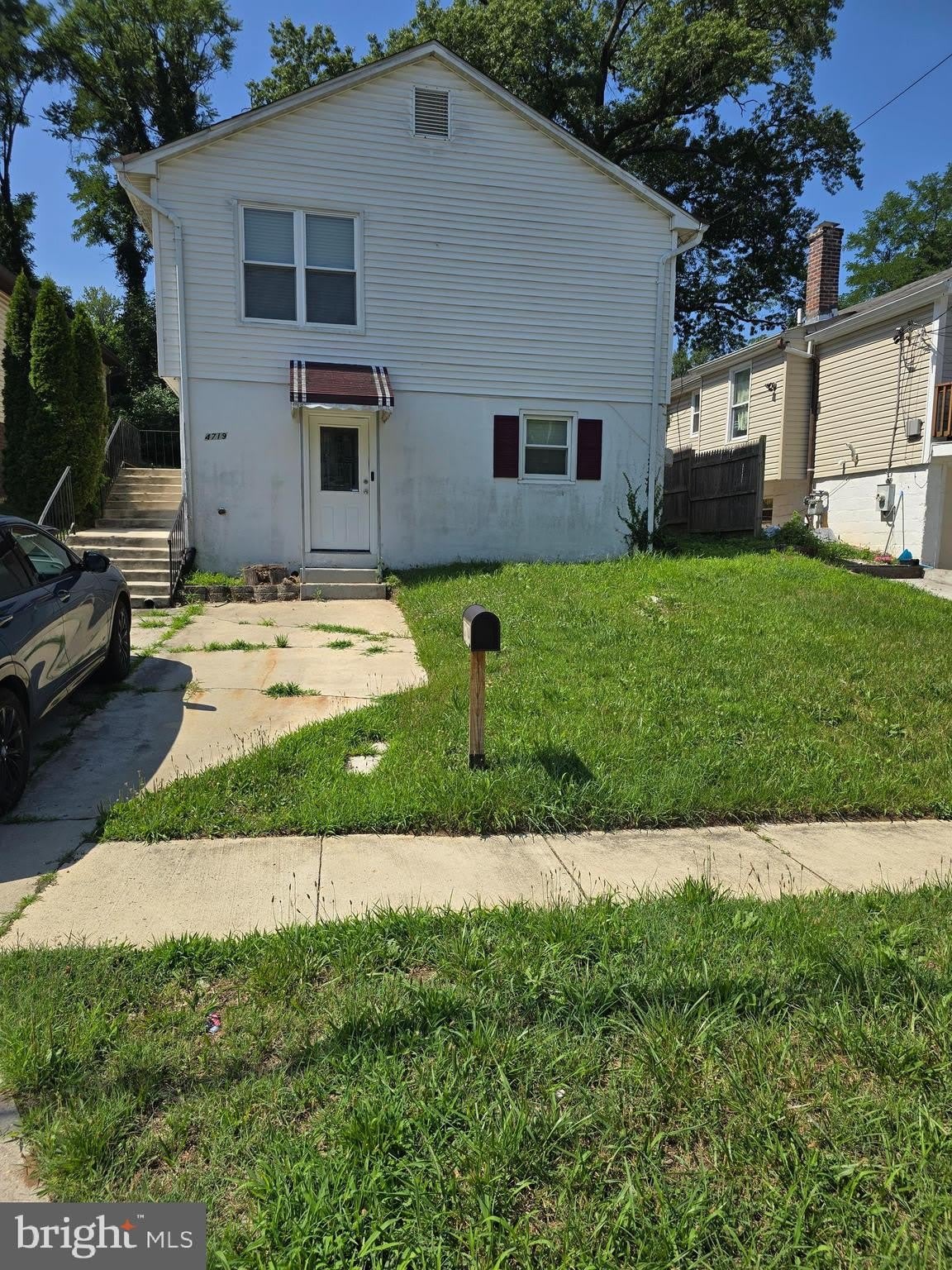 4719 LEROY GORHAM Center – photo 1 of 11