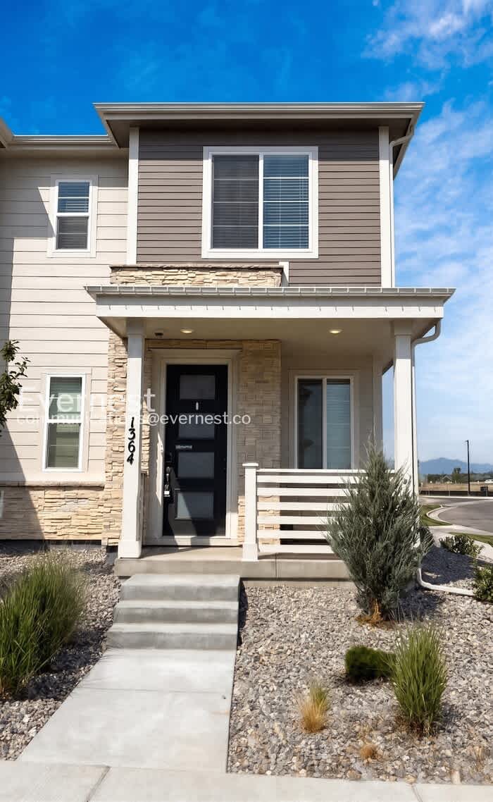 1364 Penner Drive – photo 1 of 25