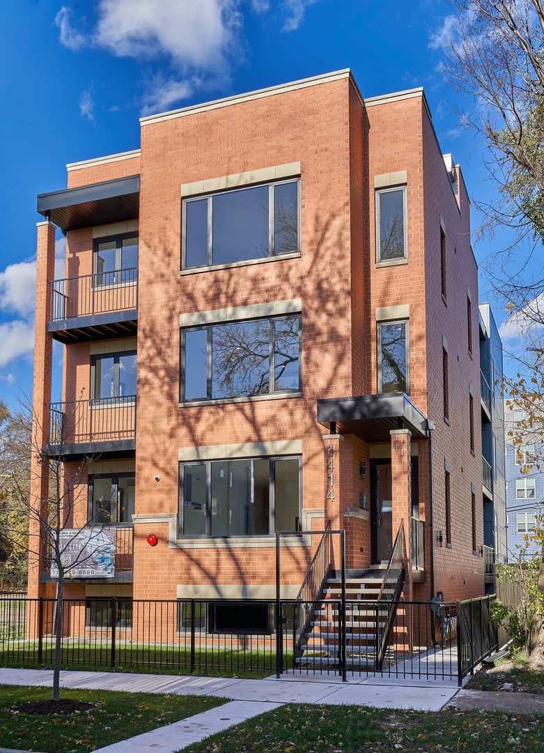 1414 E 65th Place – photo 1