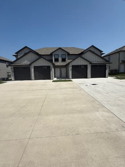 81 Southeast 351st Road – photo 1 of 12