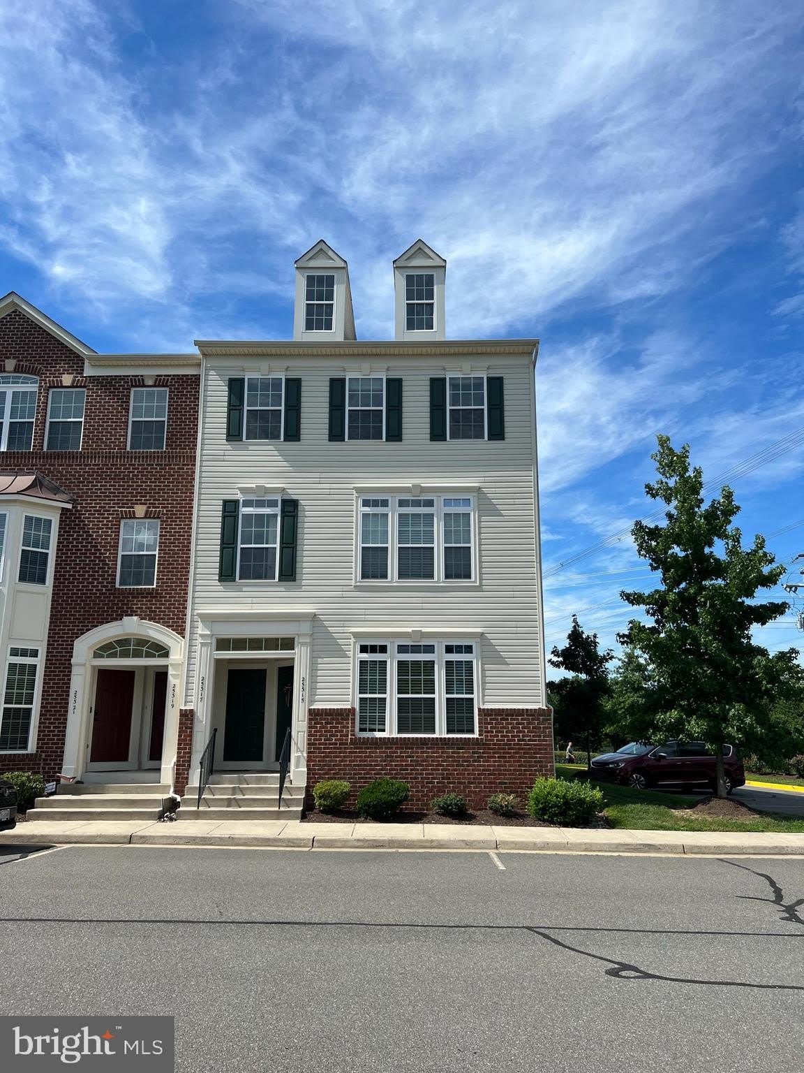 25317 PATRIOT Terrace – photo 1 of 10