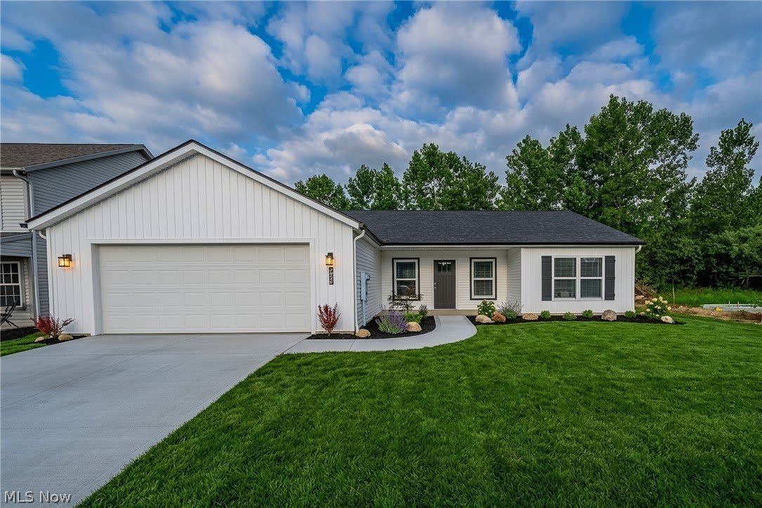 5363 Mallard Circle – photo 1 of 136