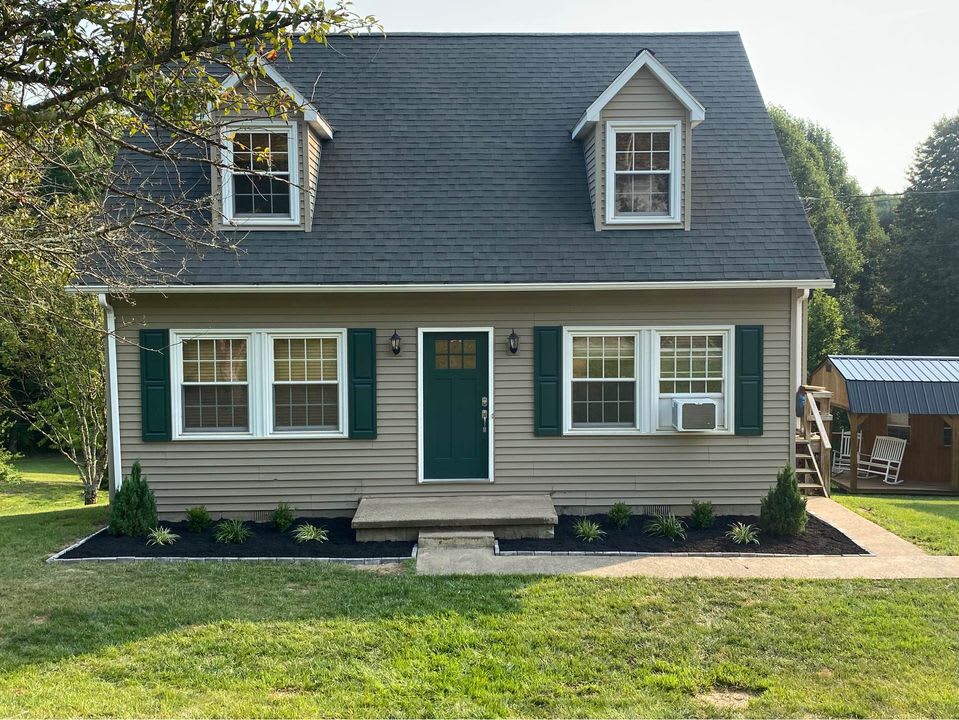 204 Greenbrier Drive Road – photo 1 of 13