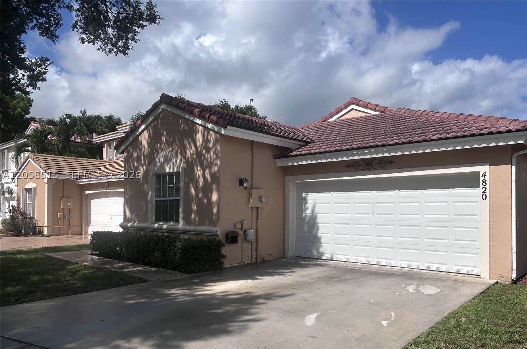 4820 Sw 152Nd Way – photo 1